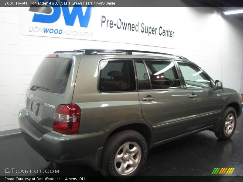 Oasis Green Pearl / Ivory Beige 2006 Toyota Highlander 4WD