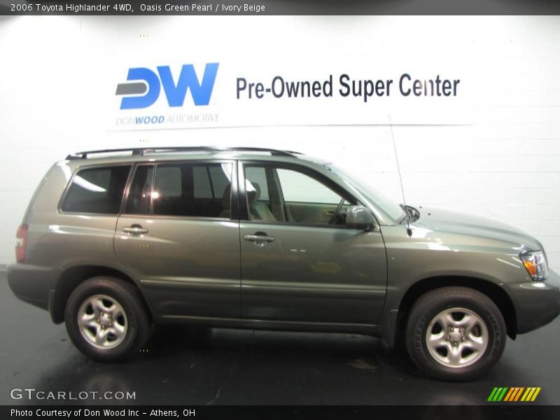 Oasis Green Pearl / Ivory Beige 2006 Toyota Highlander 4WD