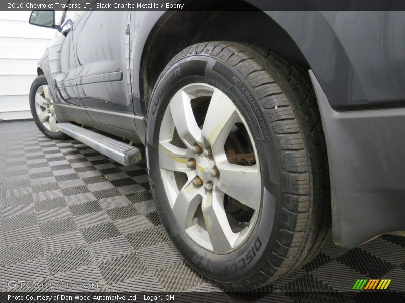 Black Granite Metallic / Ebony 2010 Chevrolet Traverse LT
