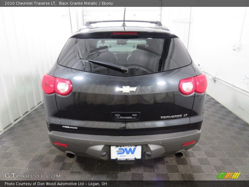 Black Granite Metallic / Ebony 2010 Chevrolet Traverse LT