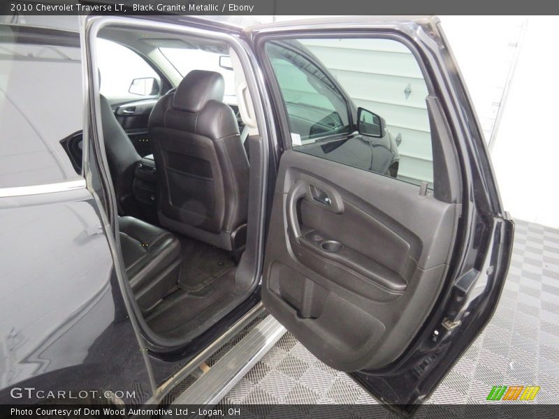 Black Granite Metallic / Ebony 2010 Chevrolet Traverse LT