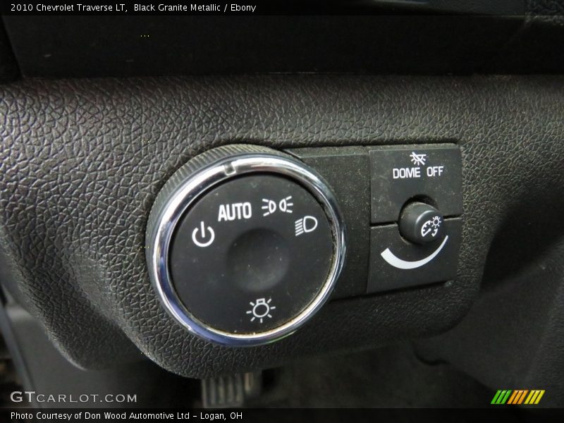 Black Granite Metallic / Ebony 2010 Chevrolet Traverse LT