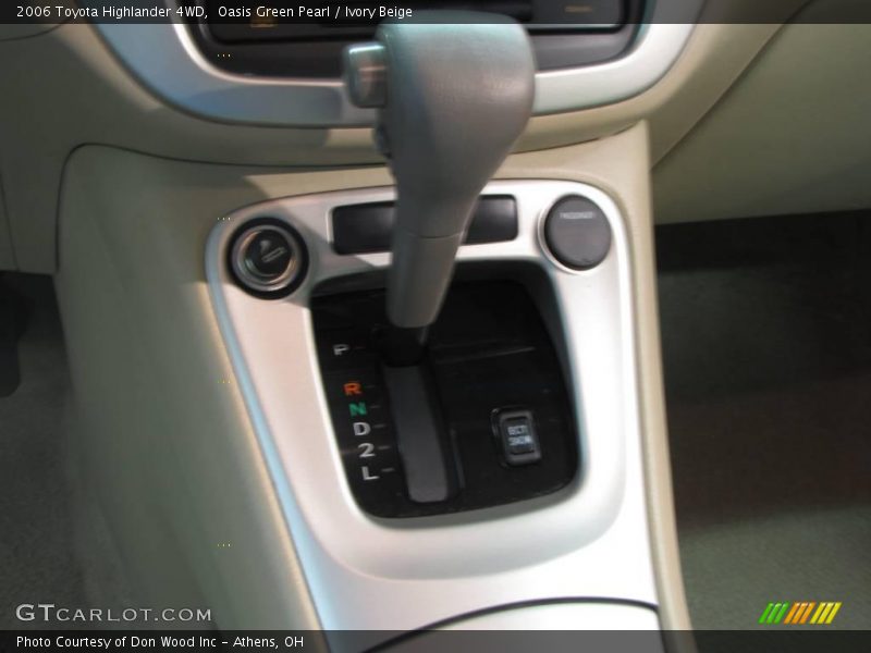 Oasis Green Pearl / Ivory Beige 2006 Toyota Highlander 4WD