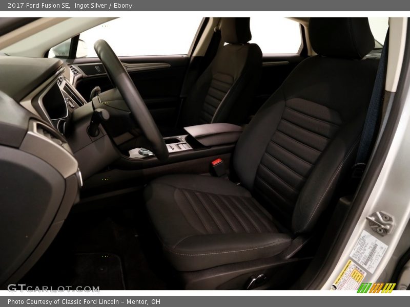 Ingot Silver / Ebony 2017 Ford Fusion SE
