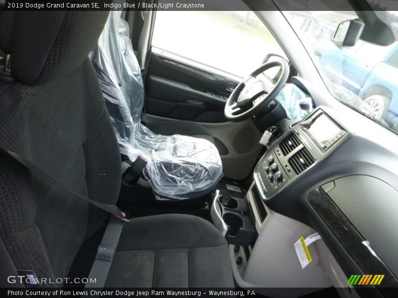 Indigo Blue / Black/Light Graystone 2019 Dodge Grand Caravan SE