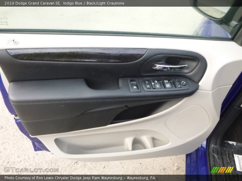 Indigo Blue / Black/Light Graystone 2019 Dodge Grand Caravan SE