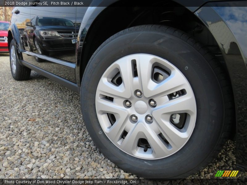 Pitch Black / Black 2018 Dodge Journey SE