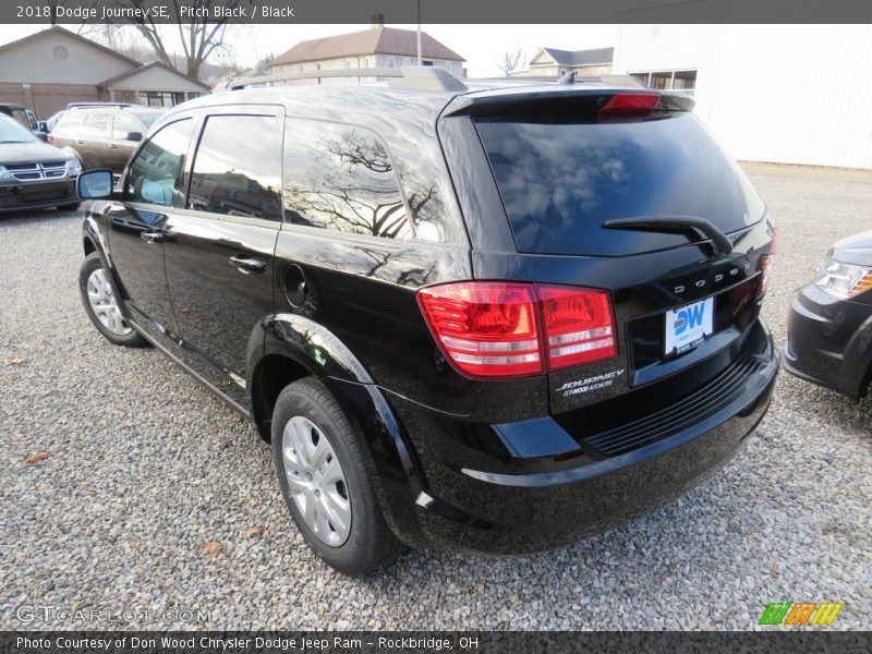 Pitch Black / Black 2018 Dodge Journey SE