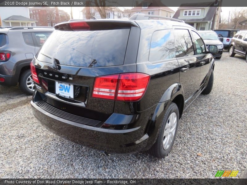 Pitch Black / Black 2018 Dodge Journey SE