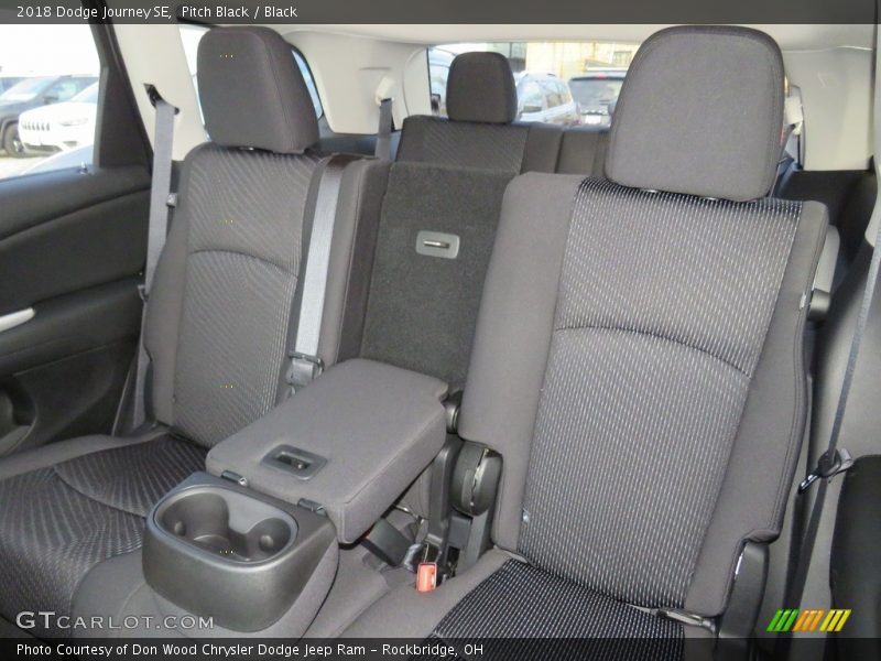 Pitch Black / Black 2018 Dodge Journey SE