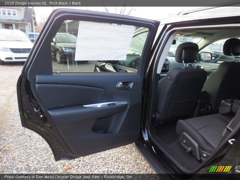 Pitch Black / Black 2018 Dodge Journey SE