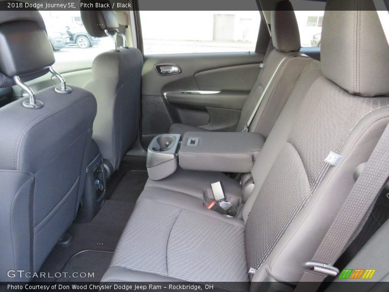 Pitch Black / Black 2018 Dodge Journey SE