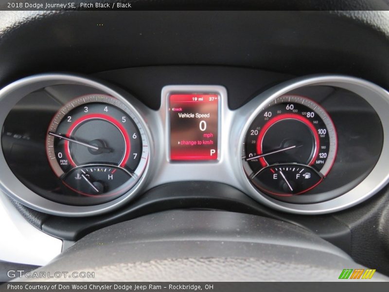 Pitch Black / Black 2018 Dodge Journey SE