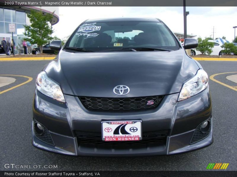 Magnetic Gray Metallic / Dark Charcoal 2009 Toyota Matrix S