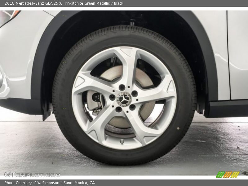 Kryptonite Green Metallic / Black 2018 Mercedes-Benz GLA 250