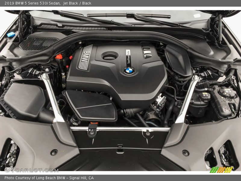 Jet Black / Black 2019 BMW 5 Series 530i Sedan