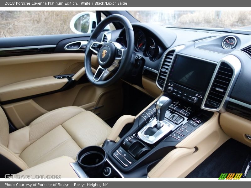 White / Black/Luxor Beige 2018 Porsche Cayenne Platinum Edition