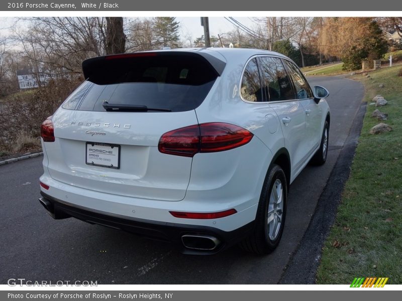 White / Black 2016 Porsche Cayenne