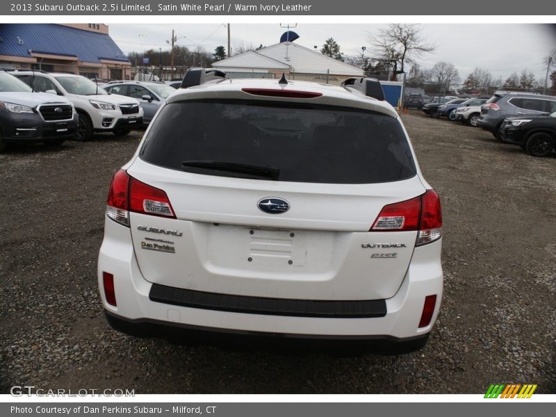Satin White Pearl / Warm Ivory Leather 2013 Subaru Outback 2.5i Limited