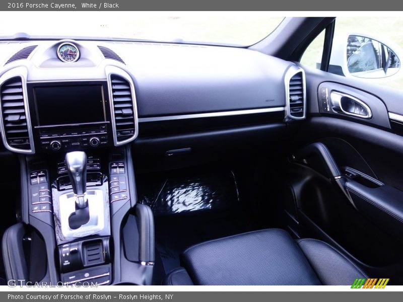 White / Black 2016 Porsche Cayenne