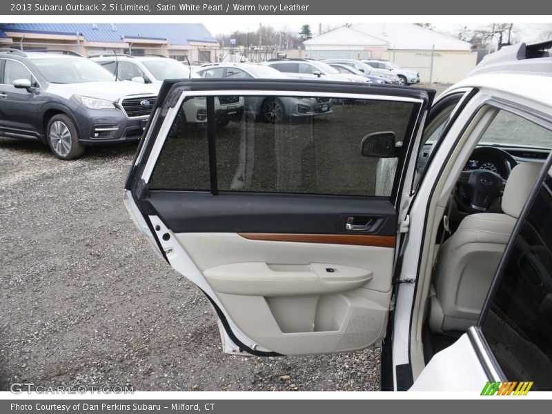 Satin White Pearl / Warm Ivory Leather 2013 Subaru Outback 2.5i Limited