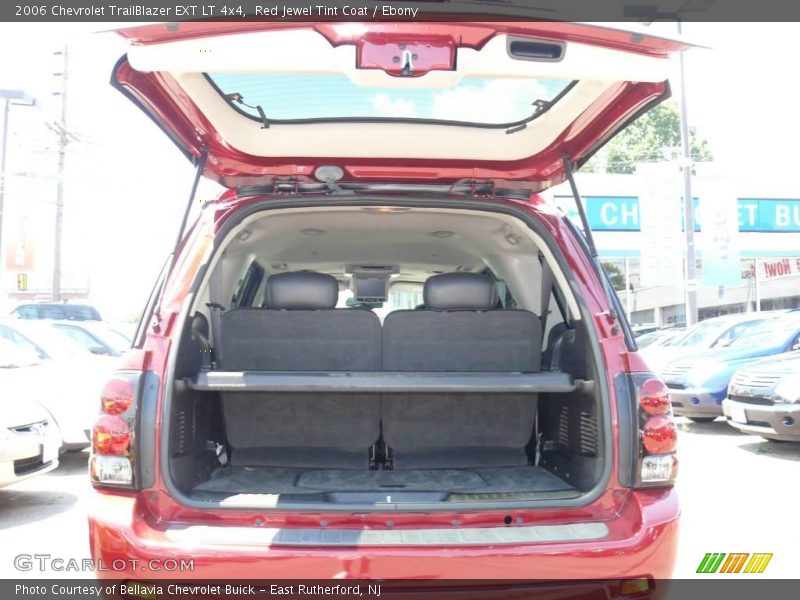 Red Jewel Tint Coat / Ebony 2006 Chevrolet TrailBlazer EXT LT 4x4