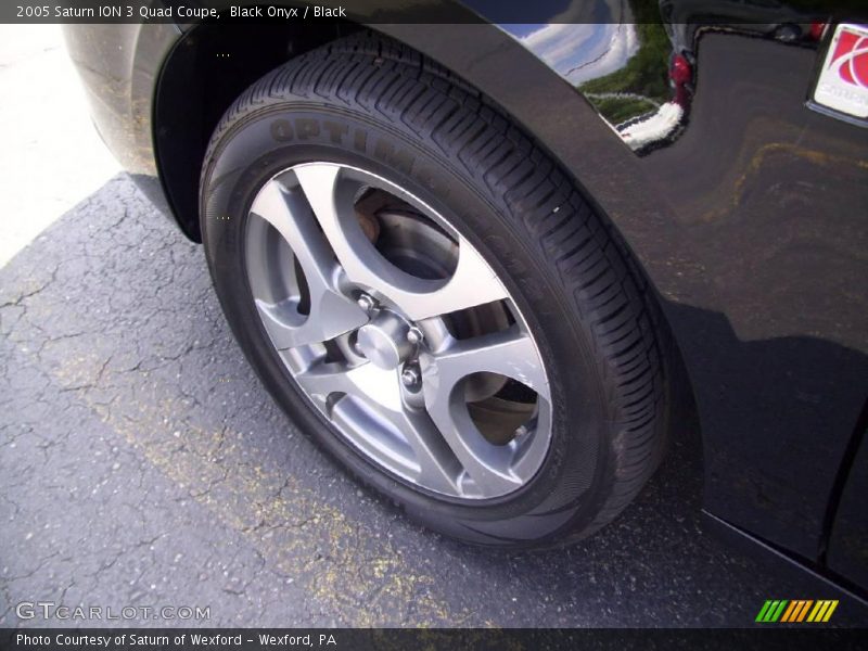 Black Onyx / Black 2005 Saturn ION 3 Quad Coupe