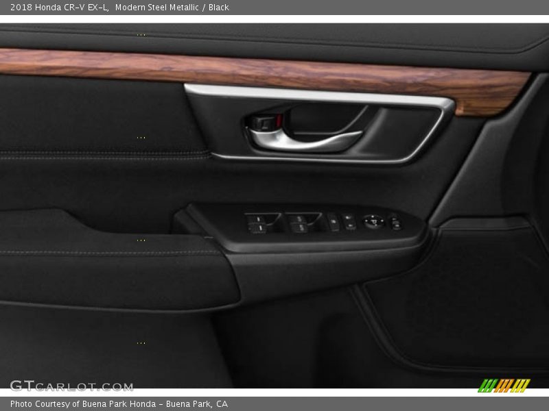 Modern Steel Metallic / Black 2018 Honda CR-V EX-L