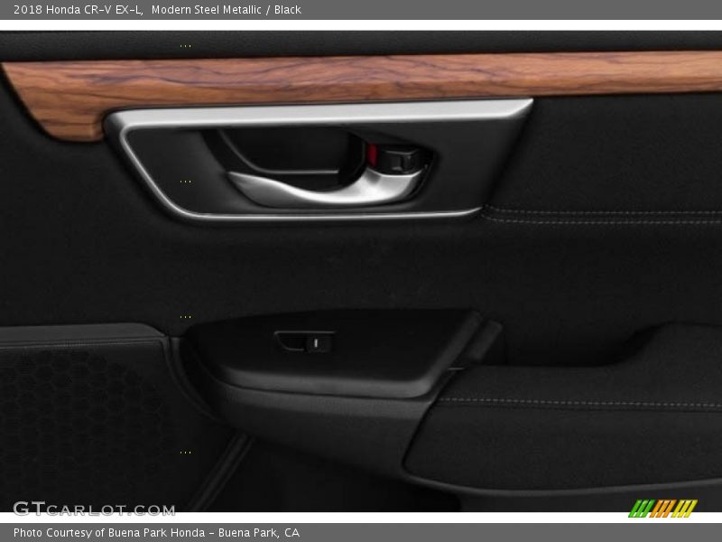 Modern Steel Metallic / Black 2018 Honda CR-V EX-L