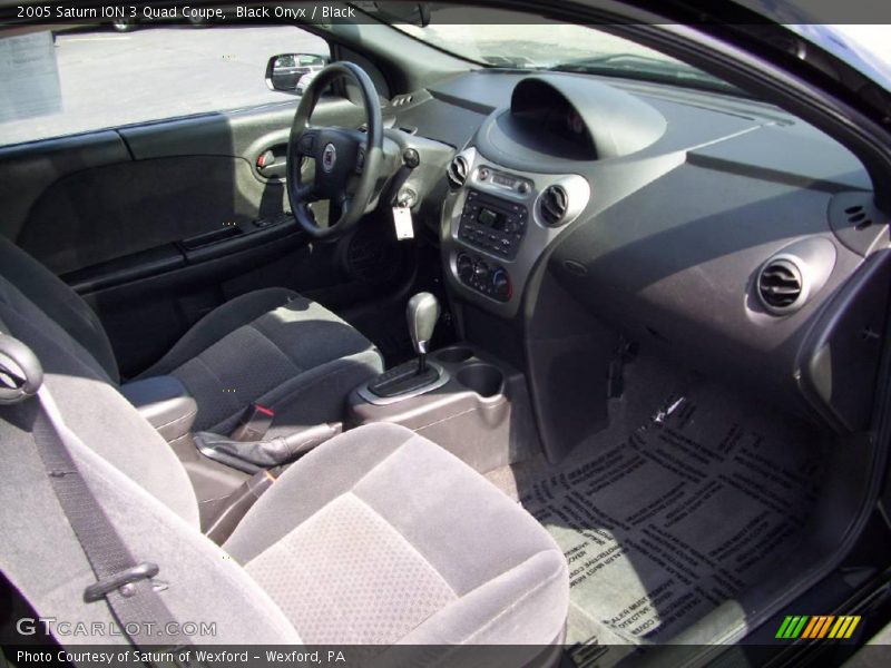 Black Onyx / Black 2005 Saturn ION 3 Quad Coupe