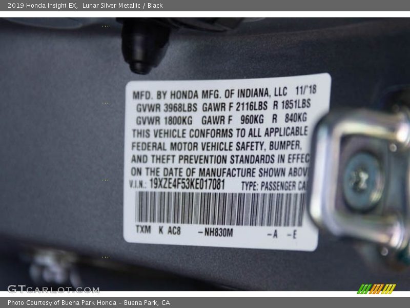 Lunar Silver Metallic / Black 2019 Honda Insight EX