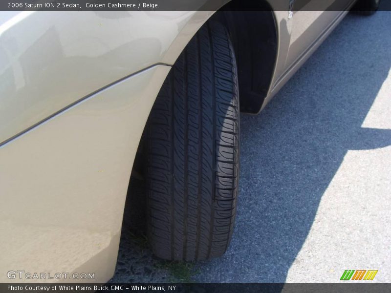 Golden Cashmere / Beige 2006 Saturn ION 2 Sedan