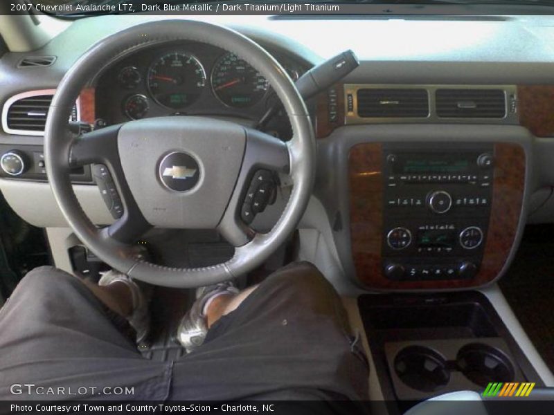 Dark Blue Metallic / Dark Titanium/Light Titanium 2007 Chevrolet Avalanche LTZ