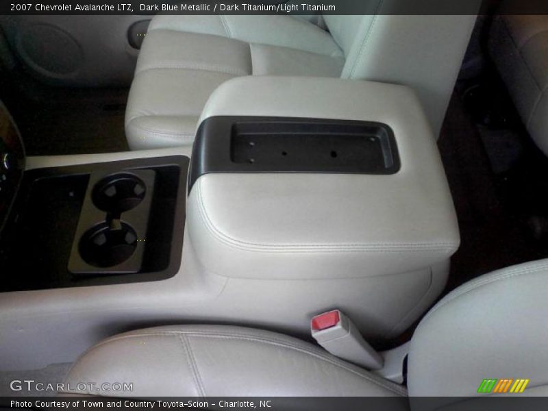Dark Blue Metallic / Dark Titanium/Light Titanium 2007 Chevrolet Avalanche LTZ
