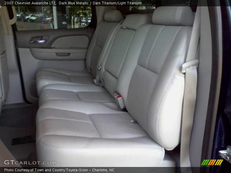 Dark Blue Metallic / Dark Titanium/Light Titanium 2007 Chevrolet Avalanche LTZ