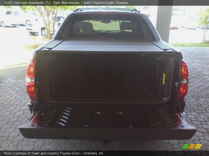 Dark Blue Metallic / Dark Titanium/Light Titanium 2007 Chevrolet Avalanche LTZ