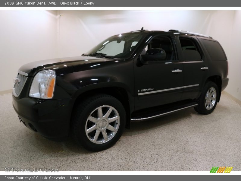 Onyx Black / Ebony 2009 GMC Yukon Denali AWD