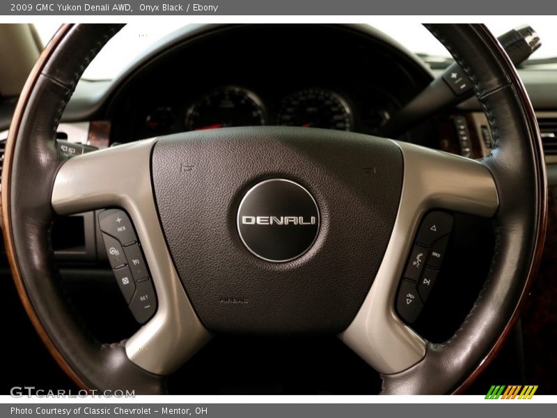 Onyx Black / Ebony 2009 GMC Yukon Denali AWD
