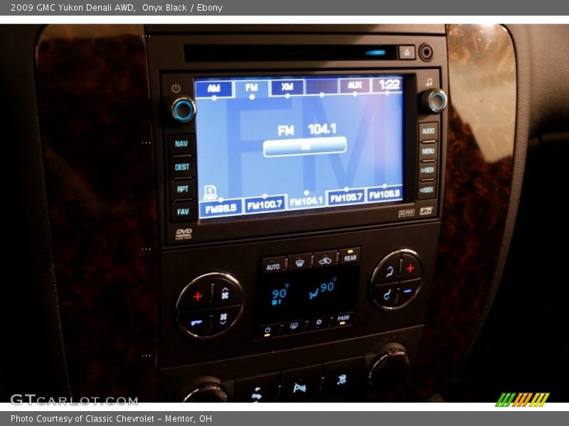 Onyx Black / Ebony 2009 GMC Yukon Denali AWD