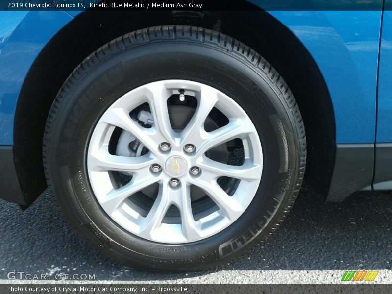 Kinetic Blue Metallic / Medium Ash Gray 2019 Chevrolet Equinox LS