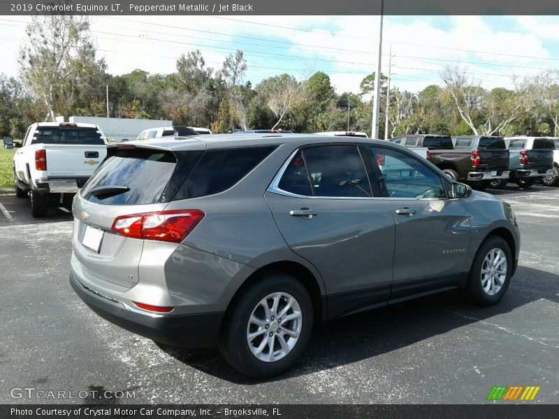 Pepperdust Metallic / Jet Black 2019 Chevrolet Equinox LT