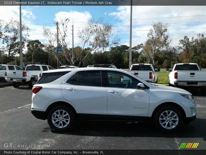 Iridescent Pearl Tricoat / Medium Ash Gray 2019 Chevrolet Equinox LT