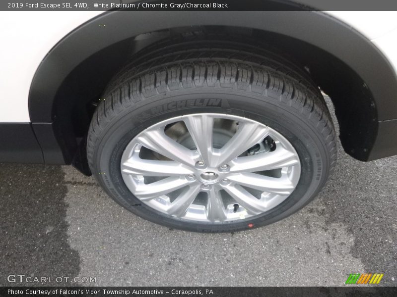White Platinum / Chromite Gray/Charcoal Black 2019 Ford Escape SEL 4WD