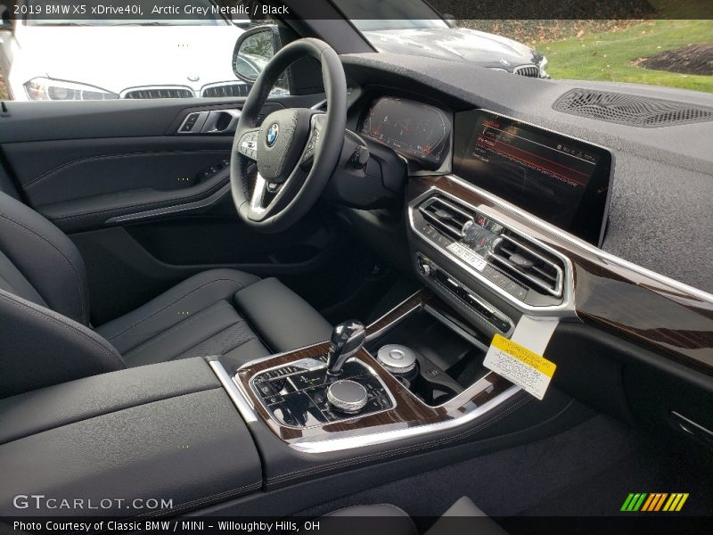 Arctic Grey Metallic / Black 2019 BMW X5 xDrive40i