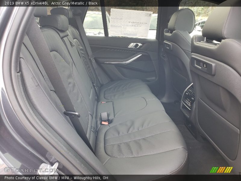 Arctic Grey Metallic / Black 2019 BMW X5 xDrive40i