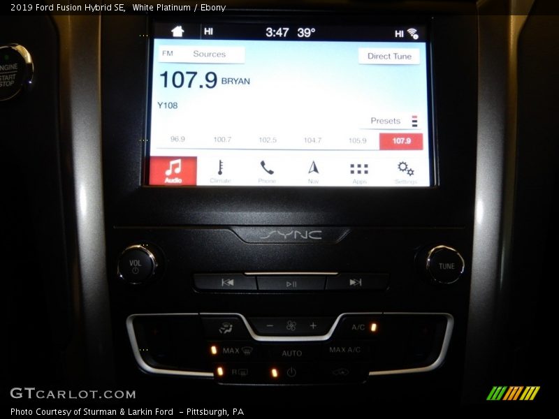 White Platinum / Ebony 2019 Ford Fusion Hybrid SE