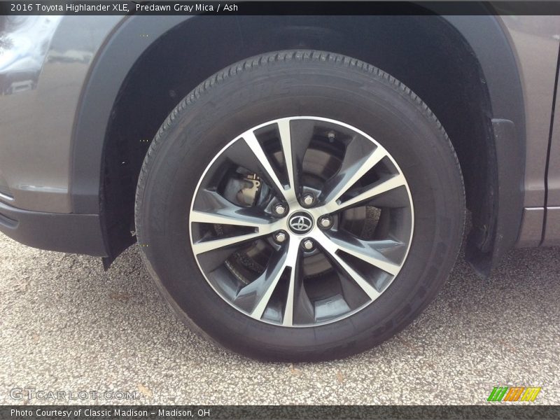 Predawn Gray Mica / Ash 2016 Toyota Highlander XLE