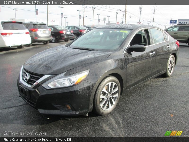 Super Black / Charcoal 2017 Nissan Altima 2.5 SV