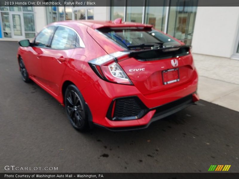Rallye Red / Black 2019 Honda Civic EX Hatchback