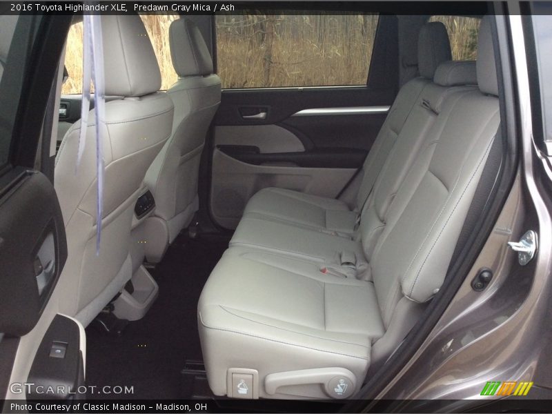 Predawn Gray Mica / Ash 2016 Toyota Highlander XLE